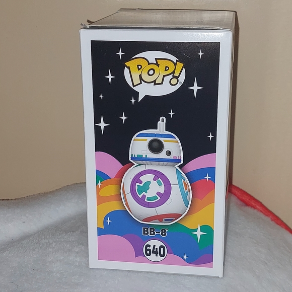 Funko Pop! Star Wars Rey and BB-8 Figures - Picture 7 of 9